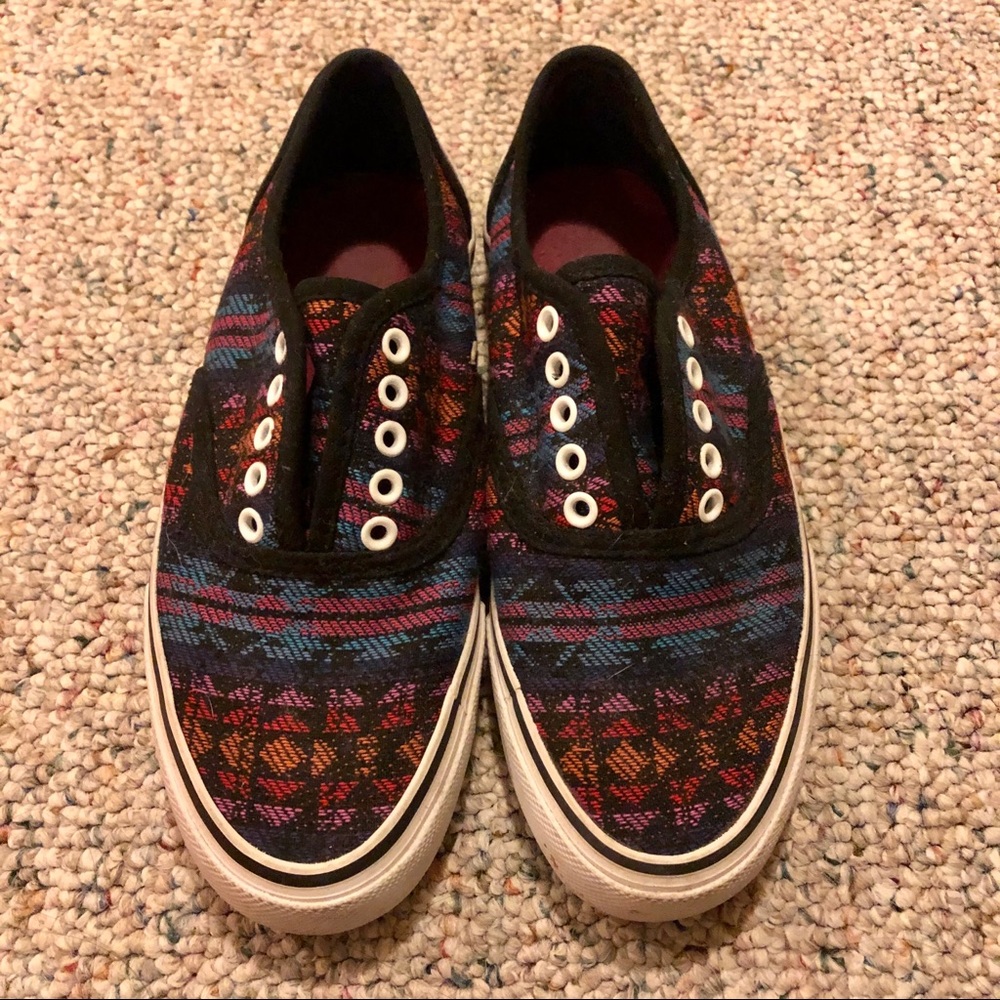 Colorful Converse like fabric lace-less sneakers